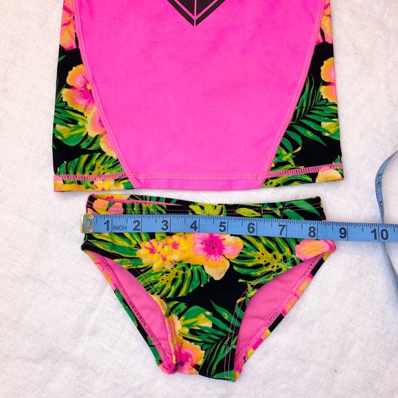 Roxy Tiles Rash Gard Set - Picture 6 of 10